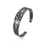 Enchanting Witch Knot Bracelet: A Celtic Symbol of Love and Eternity