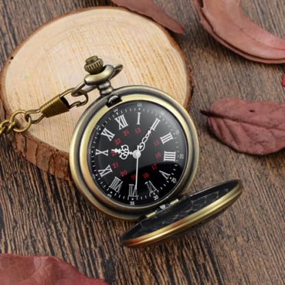 Vintage-Style Quartz Pocket Watch with Roman Numerals and Chain - Image 3