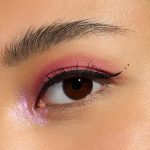 Long-Lasting Liquid Eyeliner with Ultra-Fine Brush Tip - Image 7