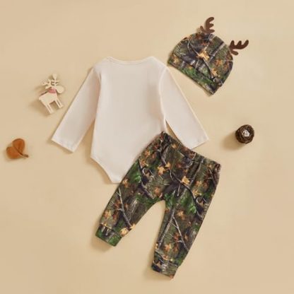 Cozy Newborn Boy's Hunting-Themed Outfit Set - Image 6
