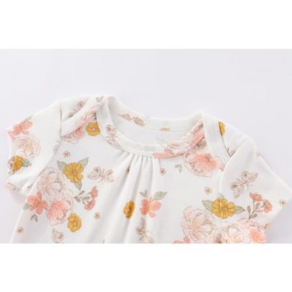 Unisex Newborn Essentials Outfit Set, 20 Pieces - Image 5