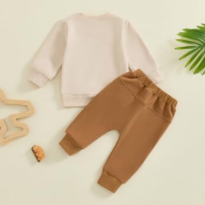 Toddler Boy's Cozy Fall-Winter Outfit Set with Graphic Letter Sweatshirt and Joggers - Image 7