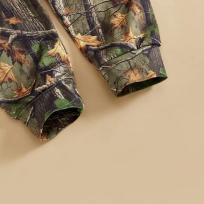 Cozy Newborn Boy's Hunting-Themed Outfit Set - Image 5