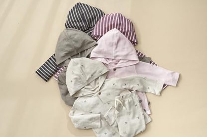 Chic Baby's Hooded Top and Pant Set - Image 5