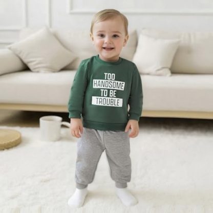 Cozy Toddler Boy's 2-Piece Outfit with Letter-Print Pullover and Drawstring Pants - Image 2