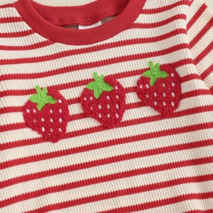 Cozy & Adorable Toddler Girl's Fall Outfit Set with Sweet Sayings - Image 6
