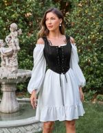 "Scarlet Enchantment: Vintage-Inspired Overbust Corset Bustier Top" - Image 3