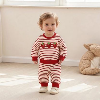 Cozy & Adorable Toddler Girl's Fall Outfit Set with Sweet Sayings - Image 2