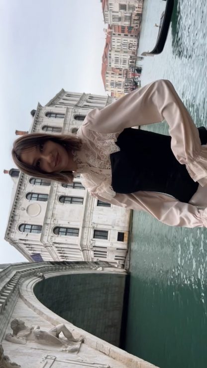 Elegant Victorian-Style Long Sleeve Blouse for Women - Image 7