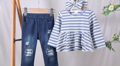 Chic Toddler Girl's Winter Outfit Set with Ruffled Top and Denim Jeans - Image 7