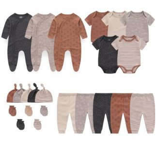 Deluxe Newborn Essentials 23-Piece Layette Gift Set