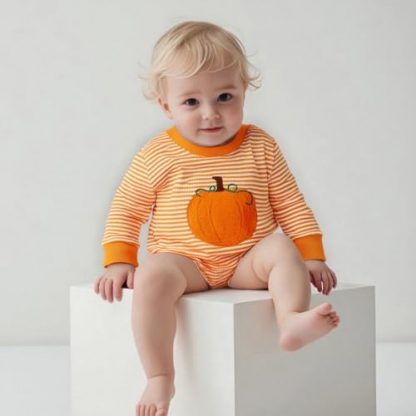 Adorable Autumn-Themed Romper for Infants - Image 3
