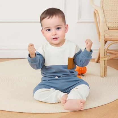 Charming Toddler Boy's Color-Block Winter Outfit Set - Image 2