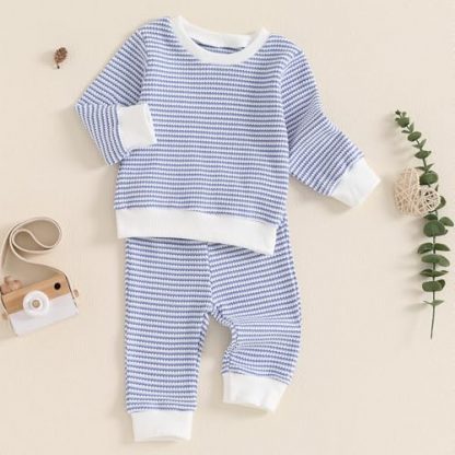 Adorable Fall Winter Toddler Boy Waffle Knit Outfit Set - Image 2