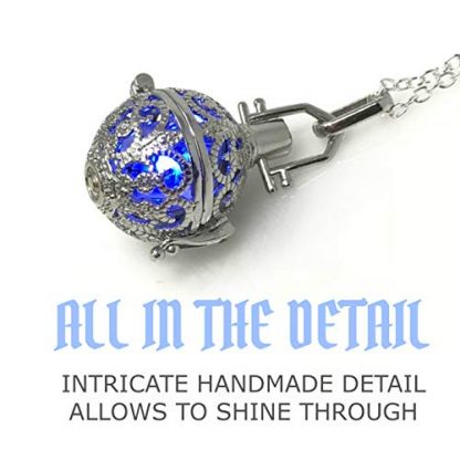 Enchanting Steampunk Glow Locket Necklace - Image 2