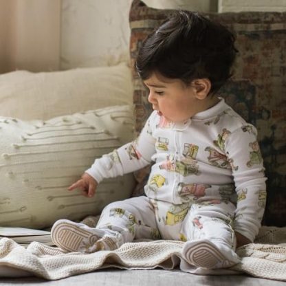Cozy One-Piece Footed Sleeper for Baby Girls with Non-Slip Feature - Image 4