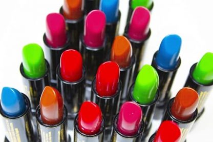 Magical Color-Changing Lipstick with Long-Lasting Hydration - Image 6