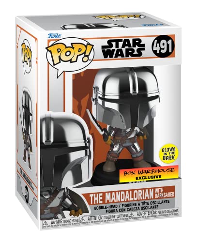 POP Funko Star Wars Mandalorian with Darksaber (Chrome & Glow in The Dark), Exclusive - Image 3