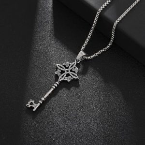 Enchanting Witch Knot Key Necklace with Celtic Motifs - Image 4