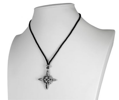 Enchanting Pewter Celtic Witches Knot Necklace - Image 4