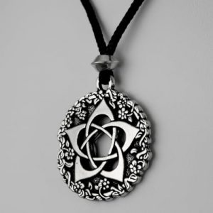 Mystical Goddess Pentacle Necklace - Image 3
